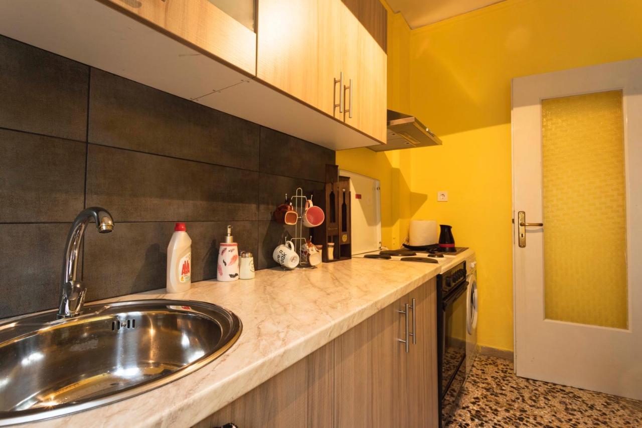 Lovely Small Apartment At Heraklion Center Buitenkant foto